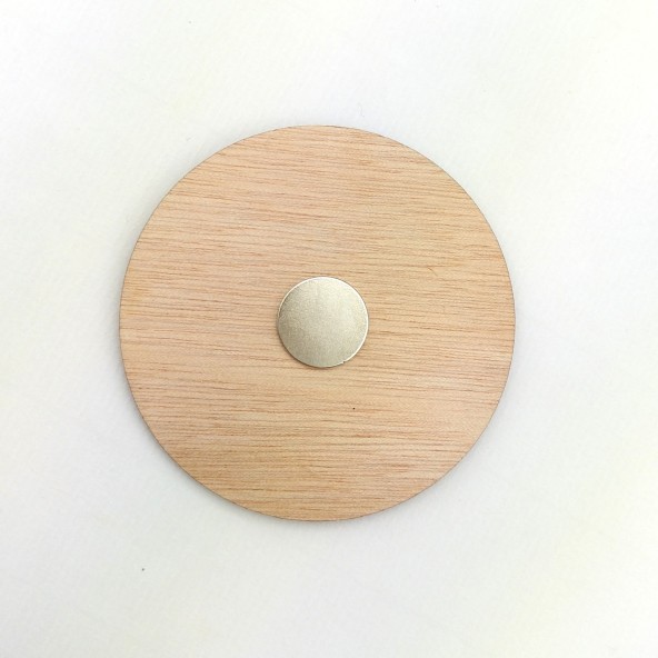magnet save the date en bois calendrier