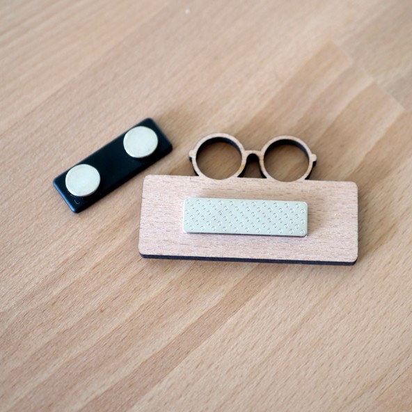 Badge opticien lunettes Badge opticien lunettes
