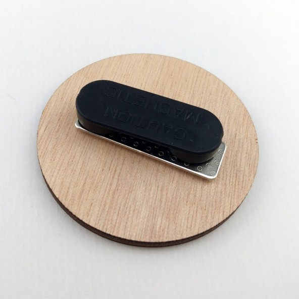 Badge pharmacie en bois