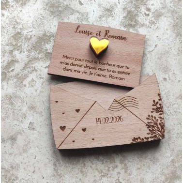 Carte en bois personnalisée avec message surprise – Idée Cadeau Saint-Valentin